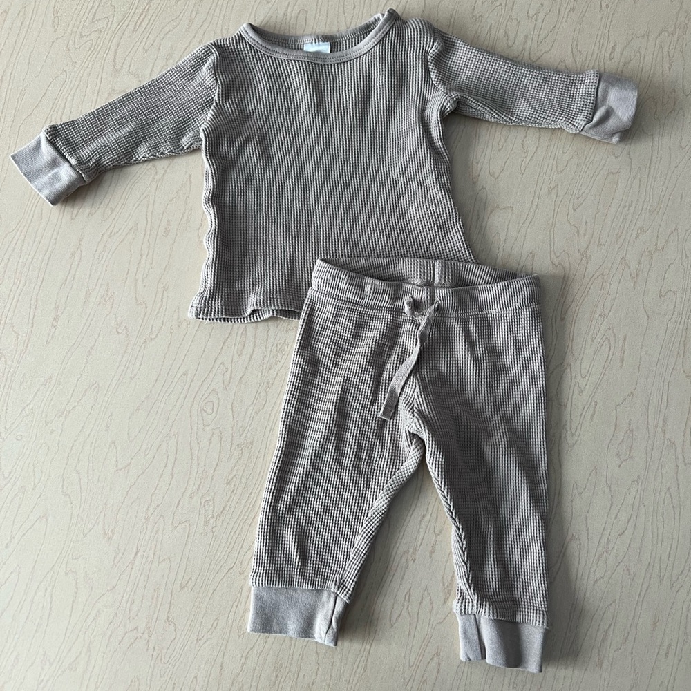 H&M Tan Matching Set 6-9 Months